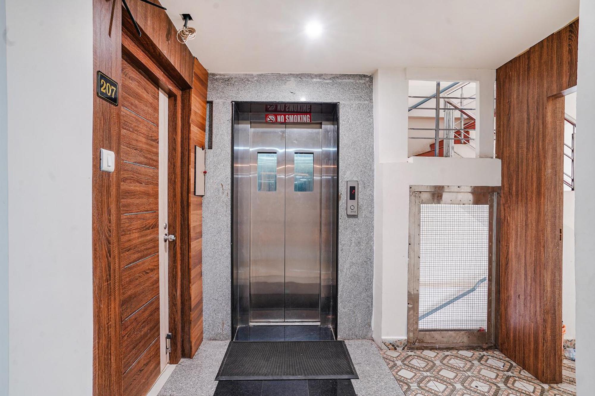 Fabhotel Ambika Elite Buckinghampet Kültér fotó